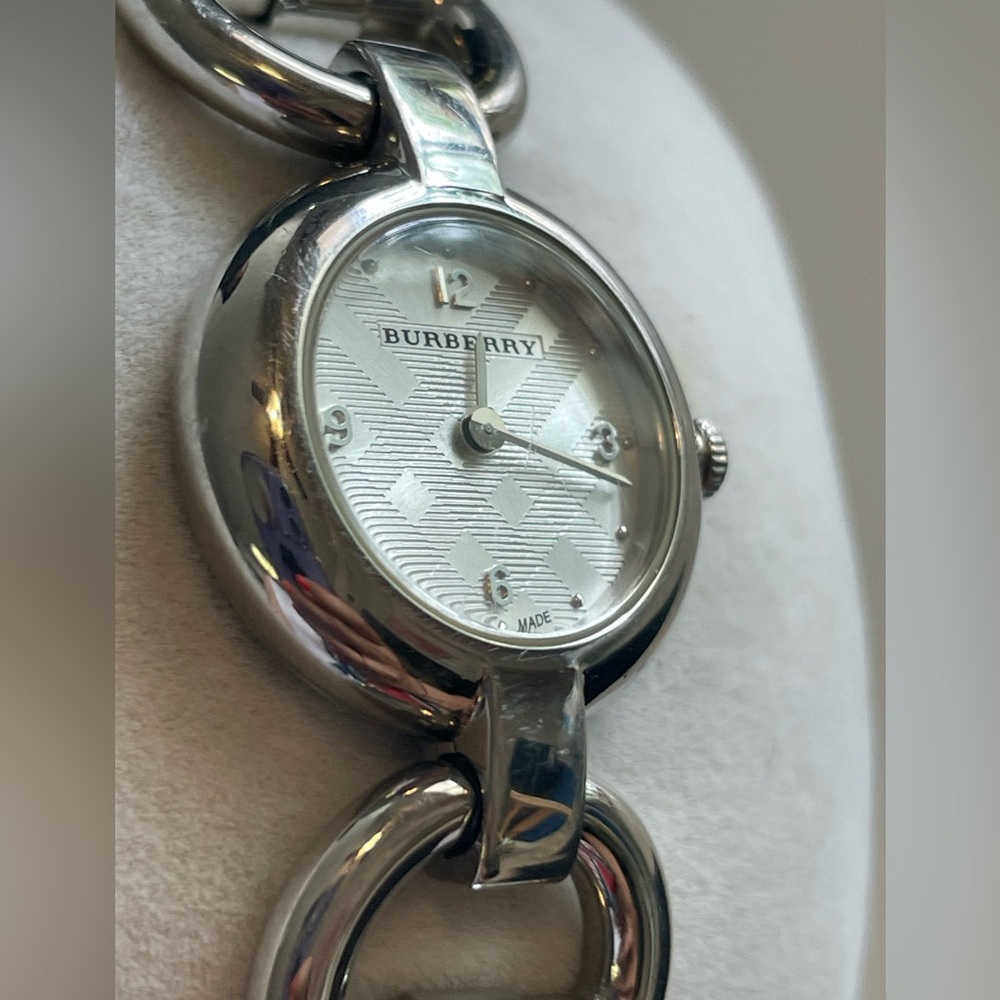 Burberry BU5405 white Ladies Watch. - Picture 8 of 12